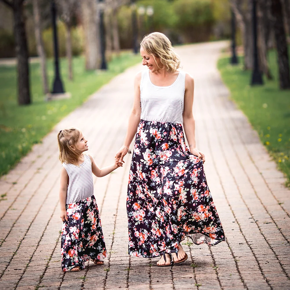 

Mother Daughter Dress Big Floral Printed Patchwork Vest Long Dress Summer Sleeveless Dress Family Match Clothes Kids Clothing