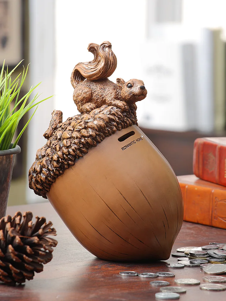 

high-end cute Squirrel acorn resin shatter-resistant piggy bank