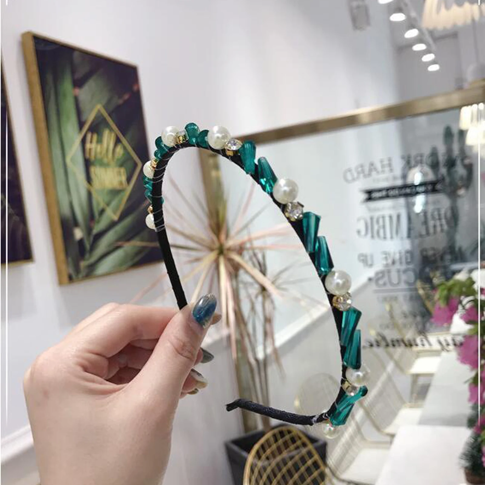 Fashion Fresh Style Hairband Women Summer Hair Accessories Girls Pearls Shiny Rhinestone Headdress Adult All-match Clothing