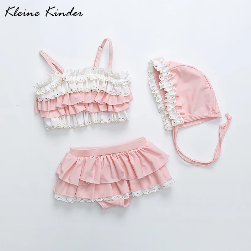 Детский купальник бикини 3 предмета для девочек с рюшами розовый комплект