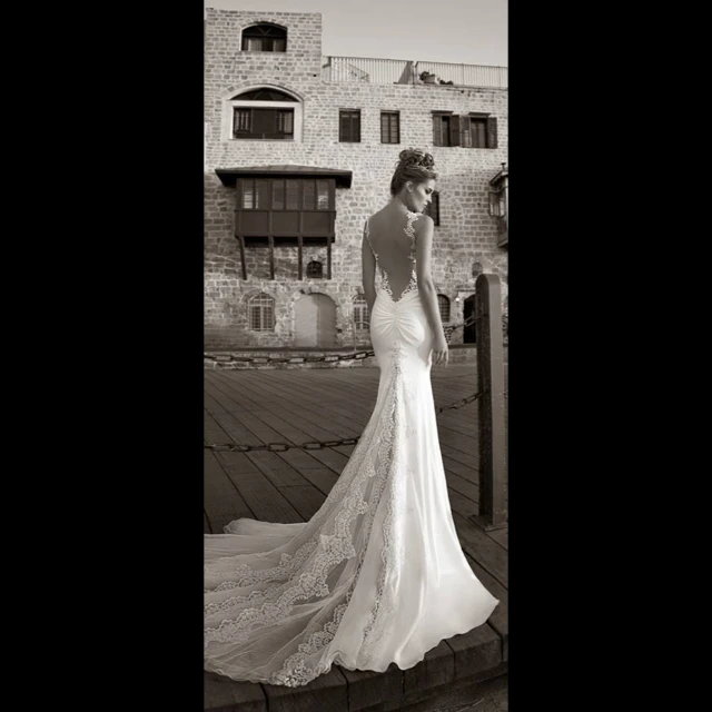 lace backless mermaid wedding dresses 2015 sheer appliques sweetheart spaghetti straps floor length Bridal Gowns xh |