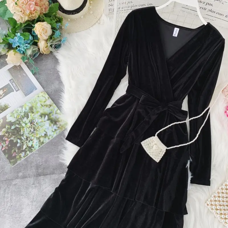 Robe femme hiver 2018 платья знаменитостей вечерние бархатные однотонные с v-образным
