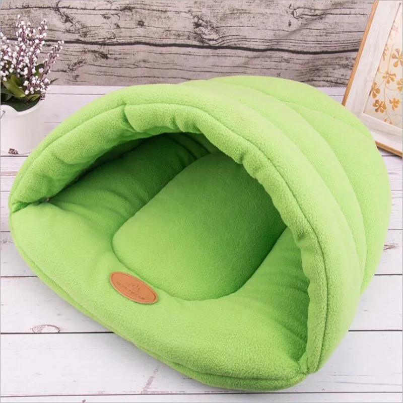green Из Полар-флиса пещера Конура Зима Pet спальный мешок теплый коврик для домашних животных для щенков, собак, кошек, с защитой от ветра мягкая pet гнездо 5 видов цветов и S-XL - Цвет: green