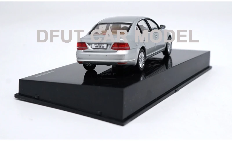 1:43 сплав Новая модель автомобиля PASSAT Детские Игрушечные Машинки оригинальные авторизованные подлинные детские игрушки