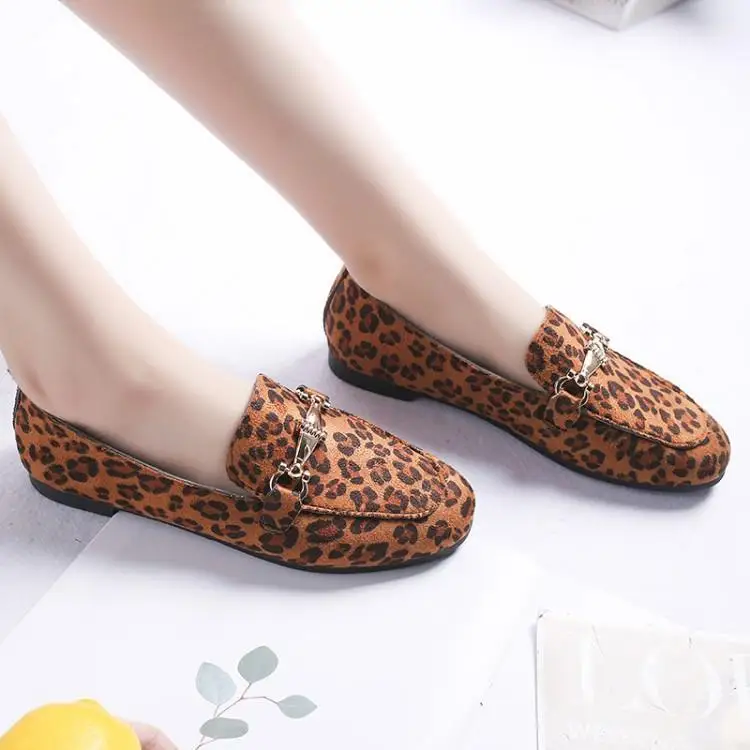 Роскошные черные замшевые лоферы для девочек с леопардовым принтом шикарные