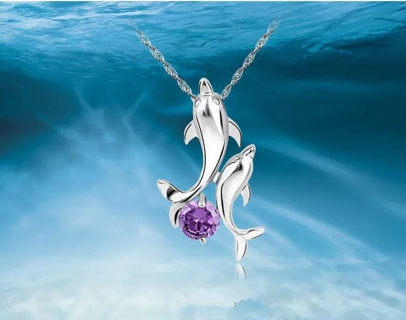 Женское колье с подвеской в виде дельфина серебро 2021 пробы | Украшения и