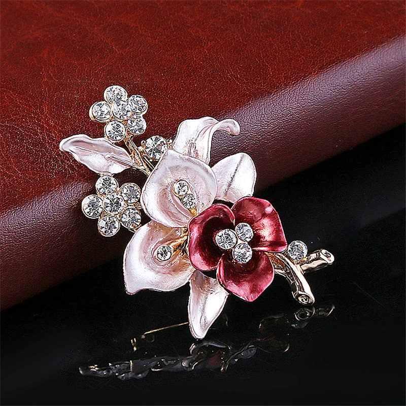Женская элегантная брошь в форме цветка золотистая стразы с австрийским кристаллом для свадебного банкета