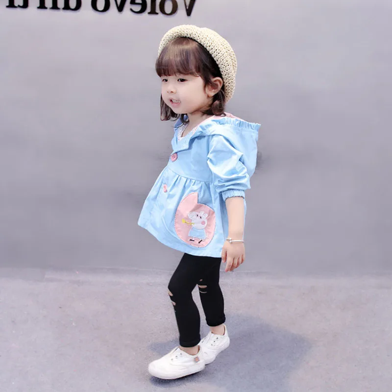 2017 Autumn Girl's Jacket Kids Hooded Jackets Children's Windbreaker Coat For Girl windbreaker Cartoon Pig hoodies clothe Design |