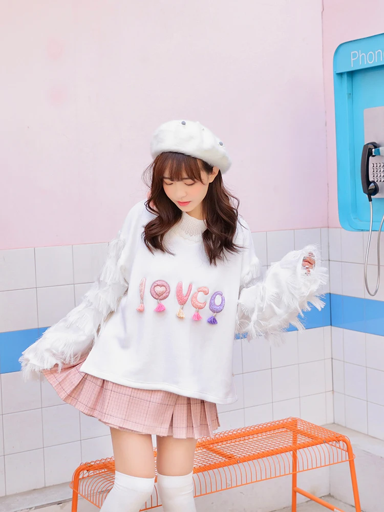 

Свитер принцессы в стиле "Лолита", весенний милый белый свитер с разноцветными буквенными аппликациями, бахромой и рукавами-фонариками, VC257