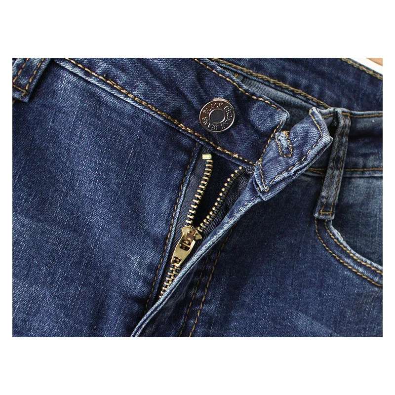 

GEMUTLICH Plus Size Women Denim Embroidery Pencil Pants Elasticity Ankle-Length Trousers Fashion Size 38 40