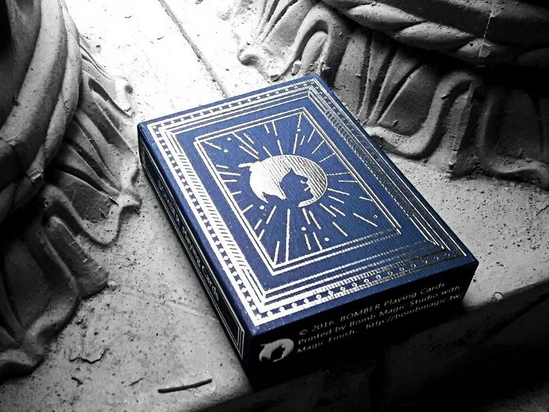 Бомбер коробка набор игральные карты для покера Размер коллекции в форме цветка