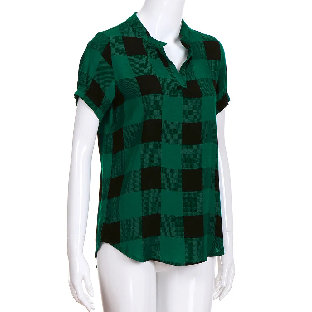 Женская Повседневная футболка в клетку летняя зеленая с коротким рукавом V