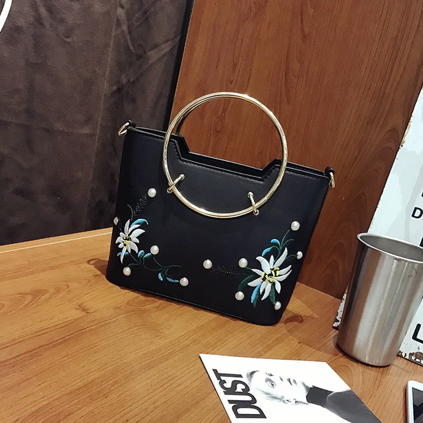 Hot New 2018 Korean Fashion Handbags Ironhand Ring Handbag Shoulder Diagonal Package Embroidery Small 40D | Багаж и сумки