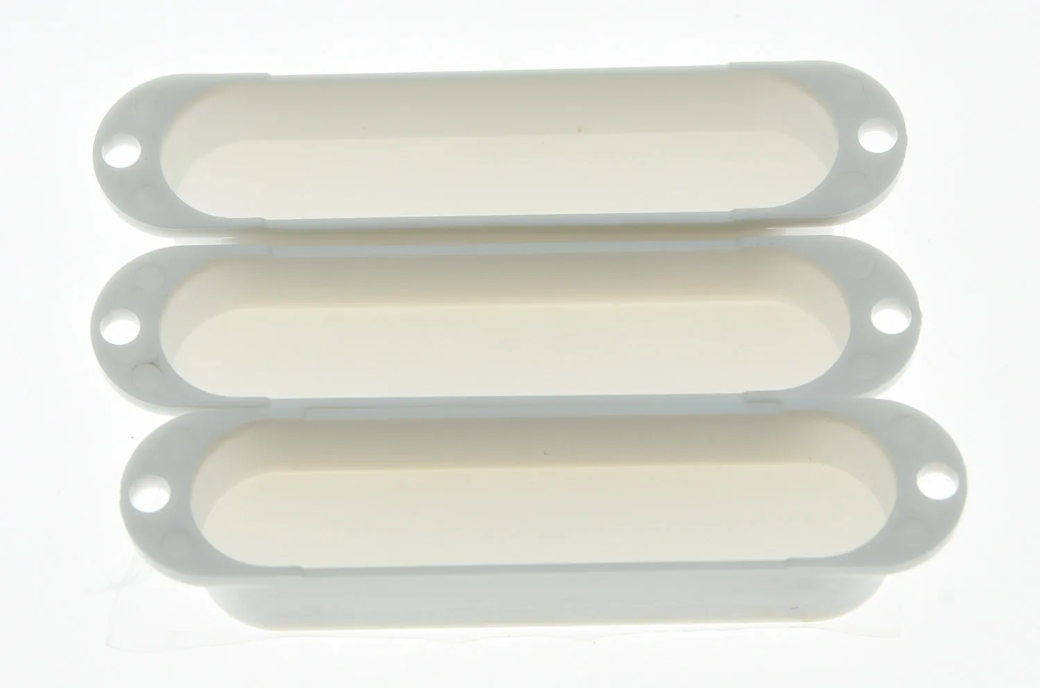 

White ST Closed Single Coil Pickup Cover Sealed Pickup Covers