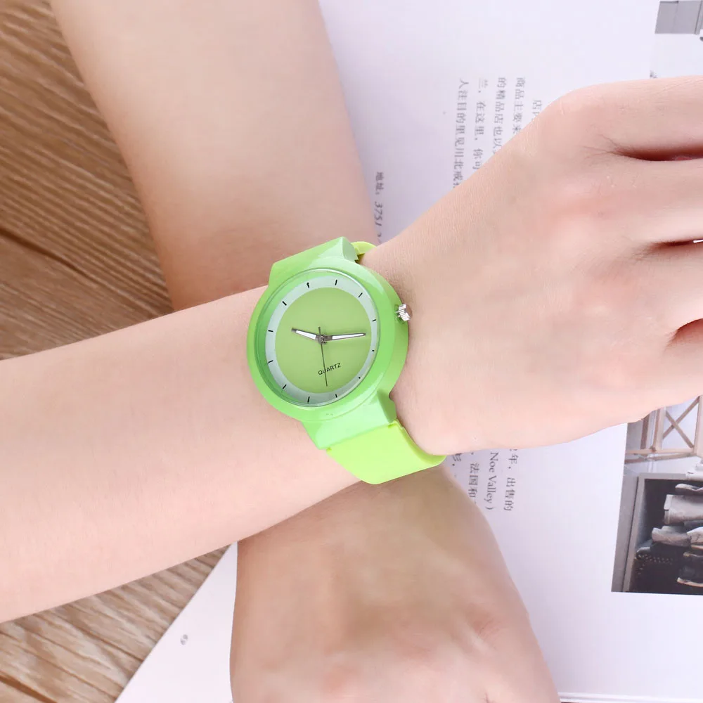 Простой Для женщин часы кварцевые женские наручные для девочек подарок