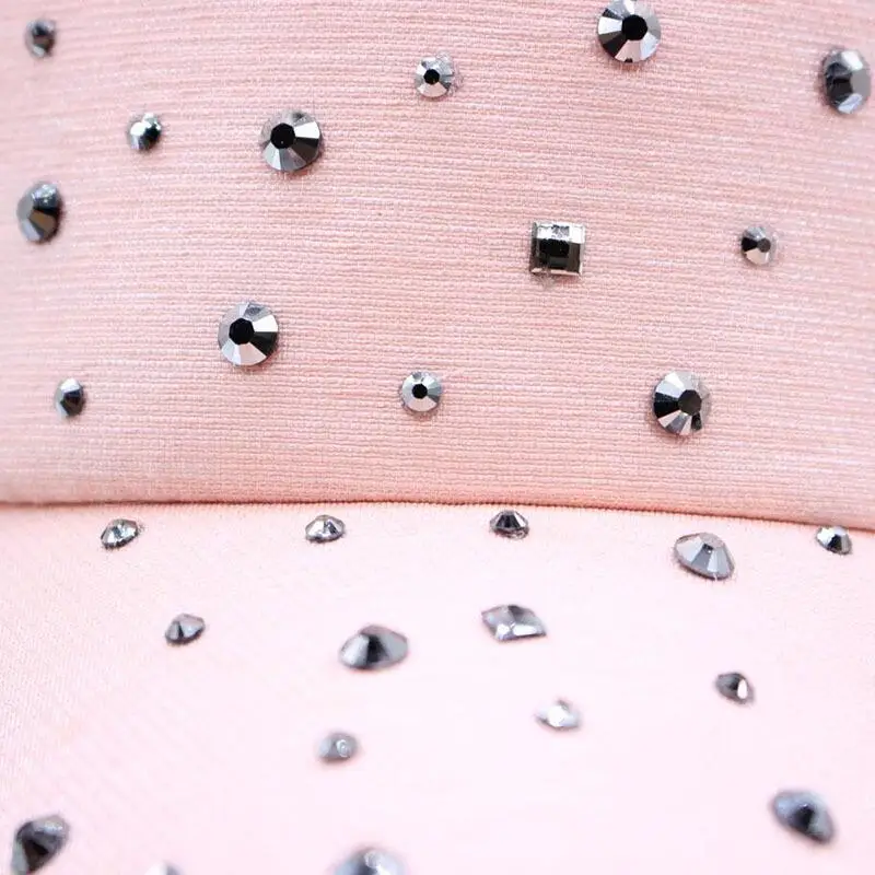 Модные женские шапки со стразами солнцезащитная Кепка с застежкой однотонные летние бейсболки косточками