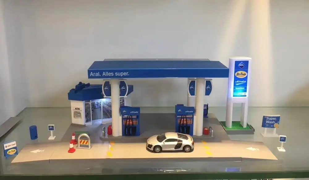 Aral Ststion N Car Комплект автозаправочной станции, Авторизованная серия, с автомобилем/масляным баком, британский BP/toвсего/SHELL/ALLES, функция трения автомобиля и света - Цвет: Aral Ststion N Car