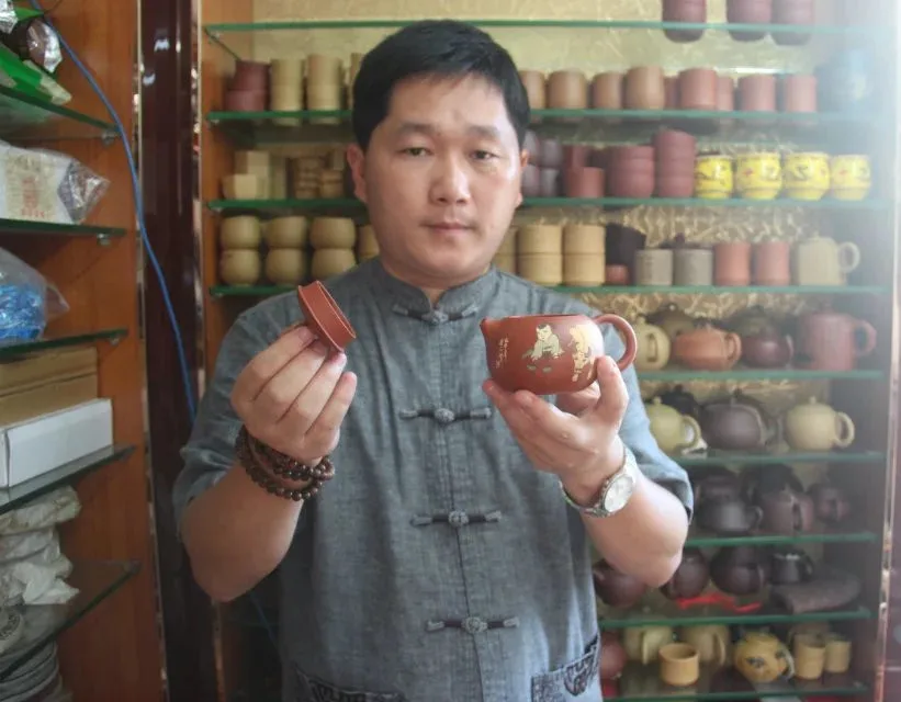 Настоящий исинский чайник у Олега Художник DAN FANG творчество: CAI HUI XI SHI 230 мл|clay