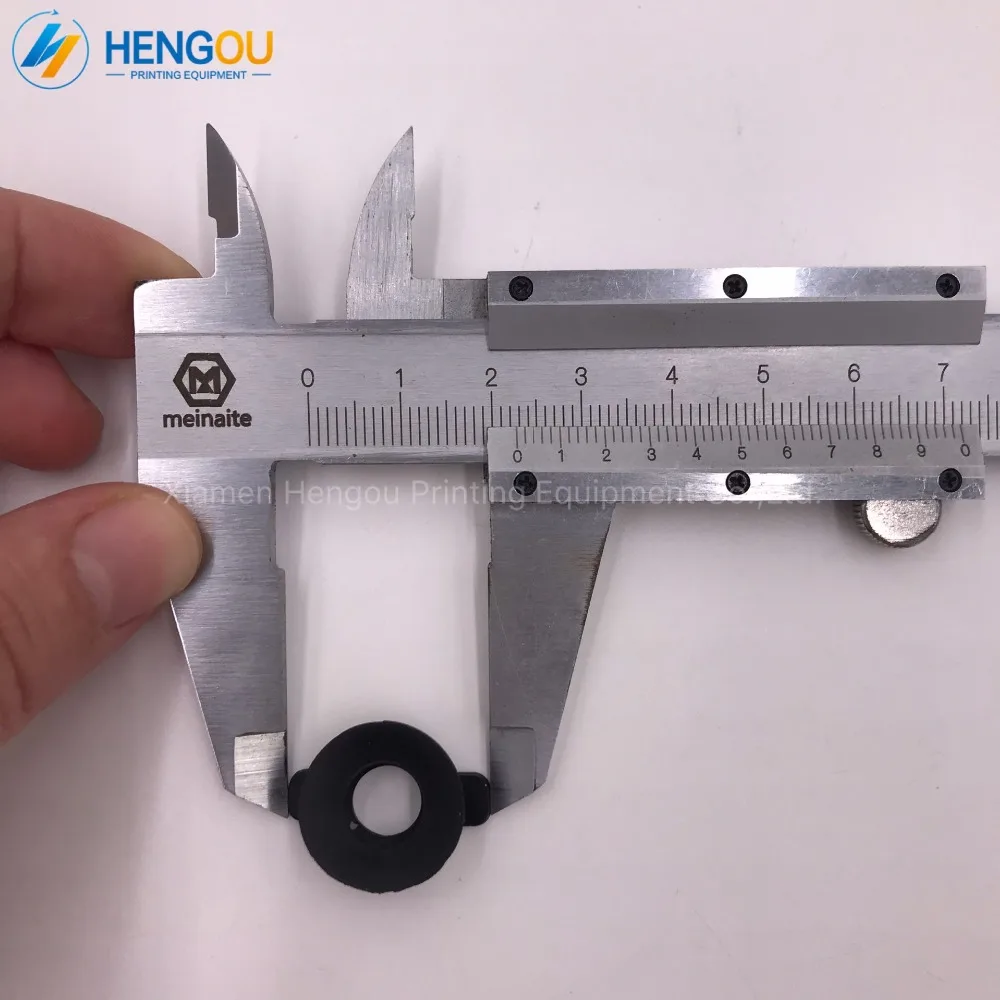 200 штук черного цвета в комплекте; Heidelberg GTO46 GTO52 резиновая присоска 42.016.073