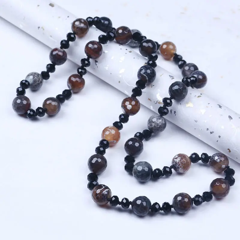 Колье из граненого камня 14 мм ожерелье коричневого с черным кристаллом