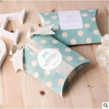 

2018 kawaii candy bags boxes pillow shaped gifts favors box kraft paper polka dot gift boxes souvenirs for guests party supplies