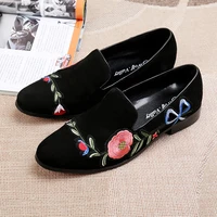 zapatilla hombre elegant floral slip on loafers black genuine leather men formal shoes embroidery velvet slippers male shoes