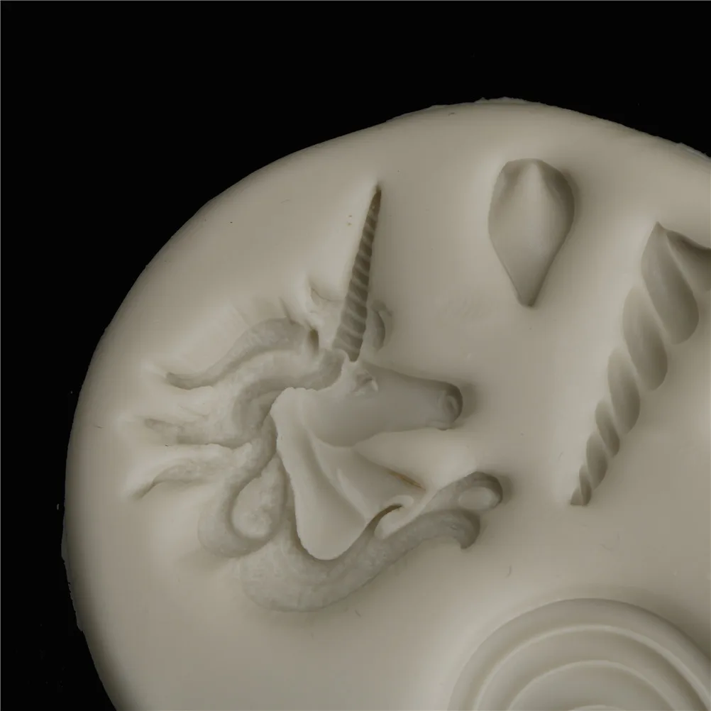 Уникальная силиконовая форма в виде единорога для украшения торта шоколадной