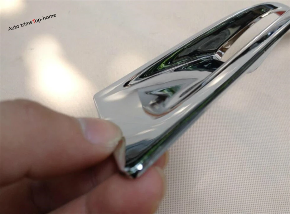 Окантовка рамки задних противотуманных фонарей Yimaautotrims снаружи, 2 шт. хромированный стиль, подходит для Toyota Corolla 2017 2018 ABS включен.