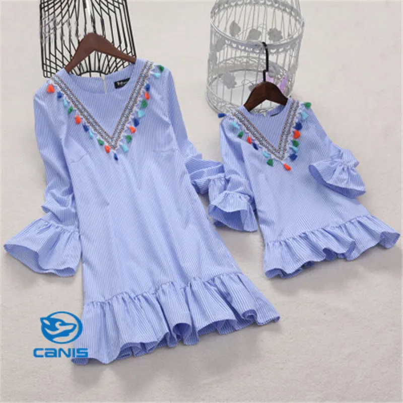 Одинаковая одежда для семьи мини платье в полоску с короткими рукавами и