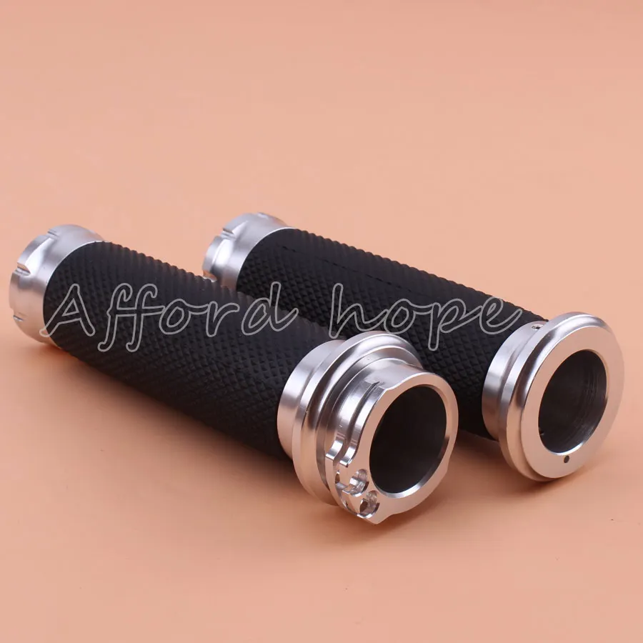 

Motorcycle Silver Aluminum +Ruber Anti-skid Handlebar 1'' 25mm Hand Grips for Harley Sportster Touring Dyna Softail VRSC Custom