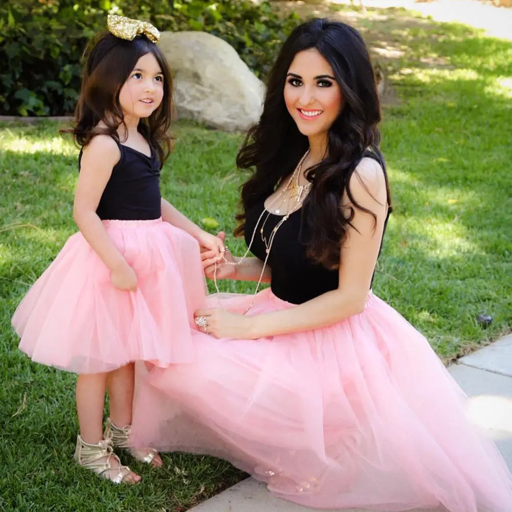 Новинка 2018 Брендовое летнее Сетчатое платье без рукавов для мамы и дочки