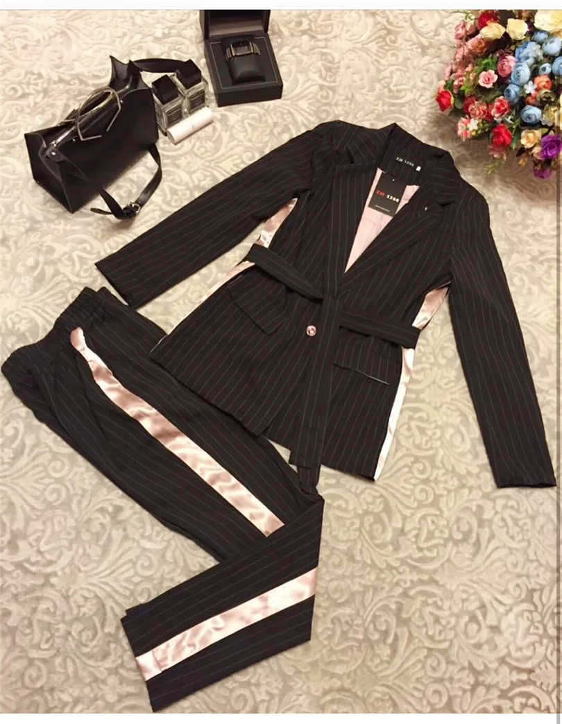 2022 Real New Arrival Polyester Full Single Breasted Sashes Women's Suit Striped Stripes Color Belt Slim Women Fashion Suits