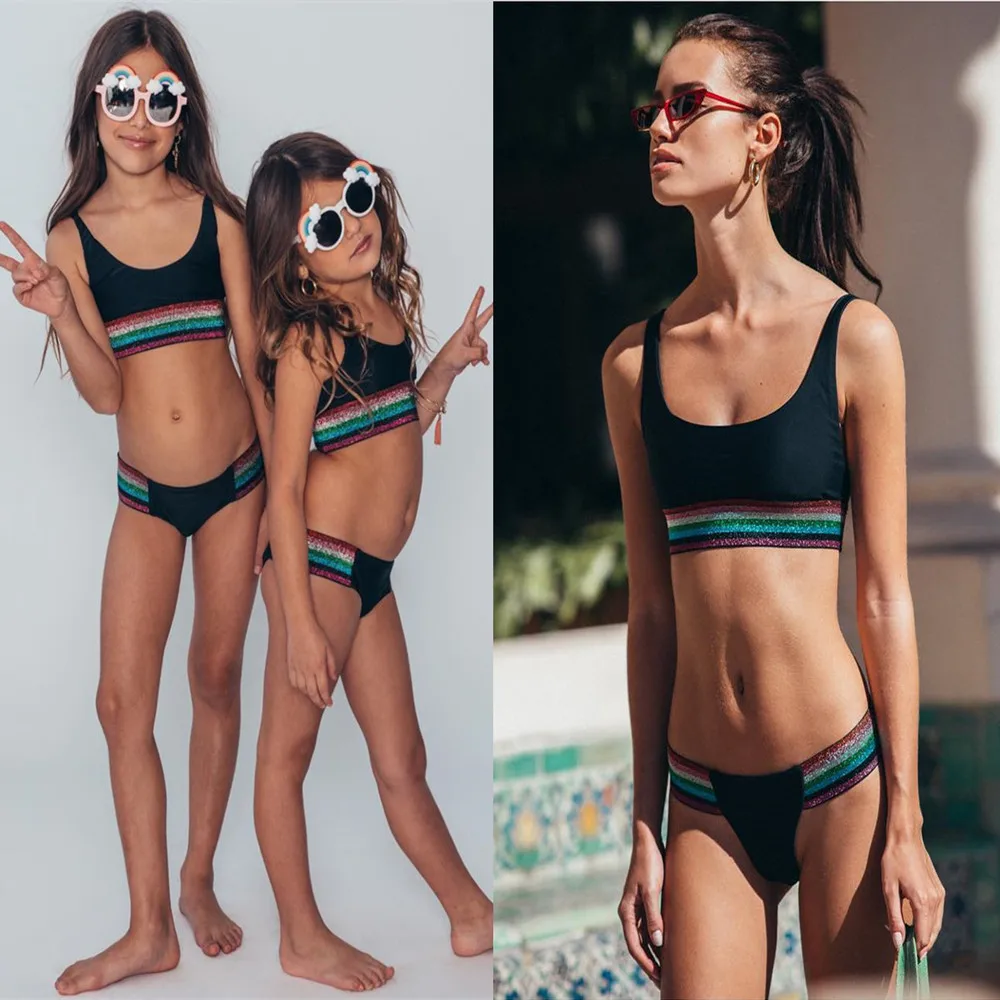 Летние комплекты бикини для мамы и дочки одинаковые семьи черный купальник