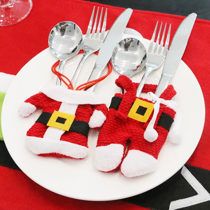 Santa Hat Reindeer Christmas New Year Pocket Fork Knife Cutlery Holder Bag Home Party Table Dinner Decoration Tableware 62248 |