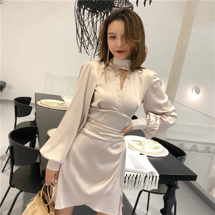 WHITNEY WANG 2018 осеннее модное уличное сексуальное открытое платье с рюшами и поясом