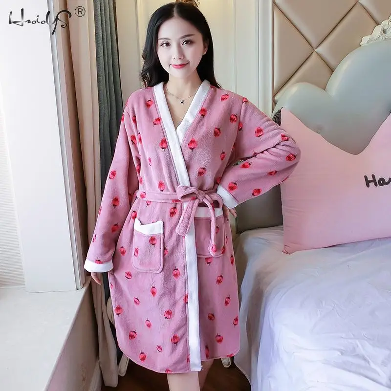 Flannel Bathrobes Women's Cartoon Lovely Thicken Warm Nightgowns Winter Bath robe Women Pajamas Bath Robe Sleepwear