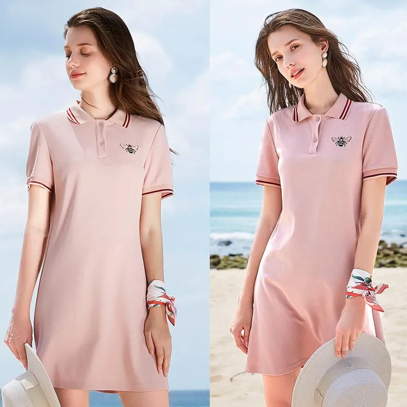 Женское облегающее платье-поло с коротким рукавом однотонное розовое пляжное