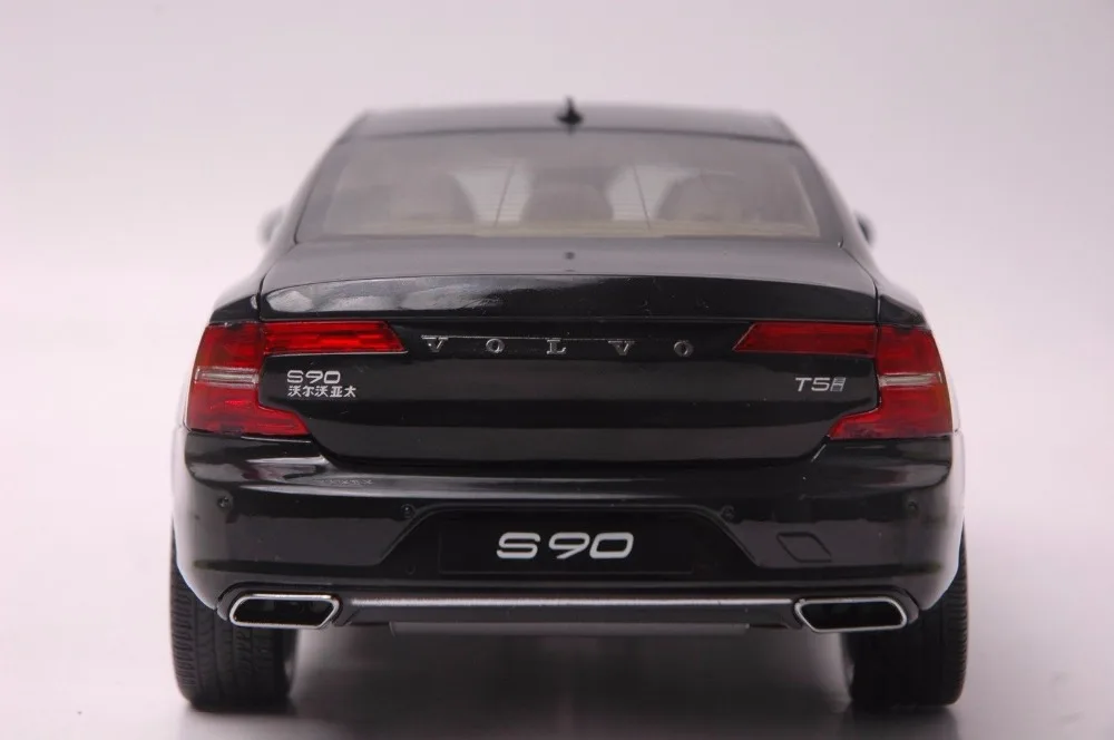 1:18 литья под давлением модель для Volvo S90 T5H Черный сплав игрушечный автомобиль миниатюрная Коллекция подарков