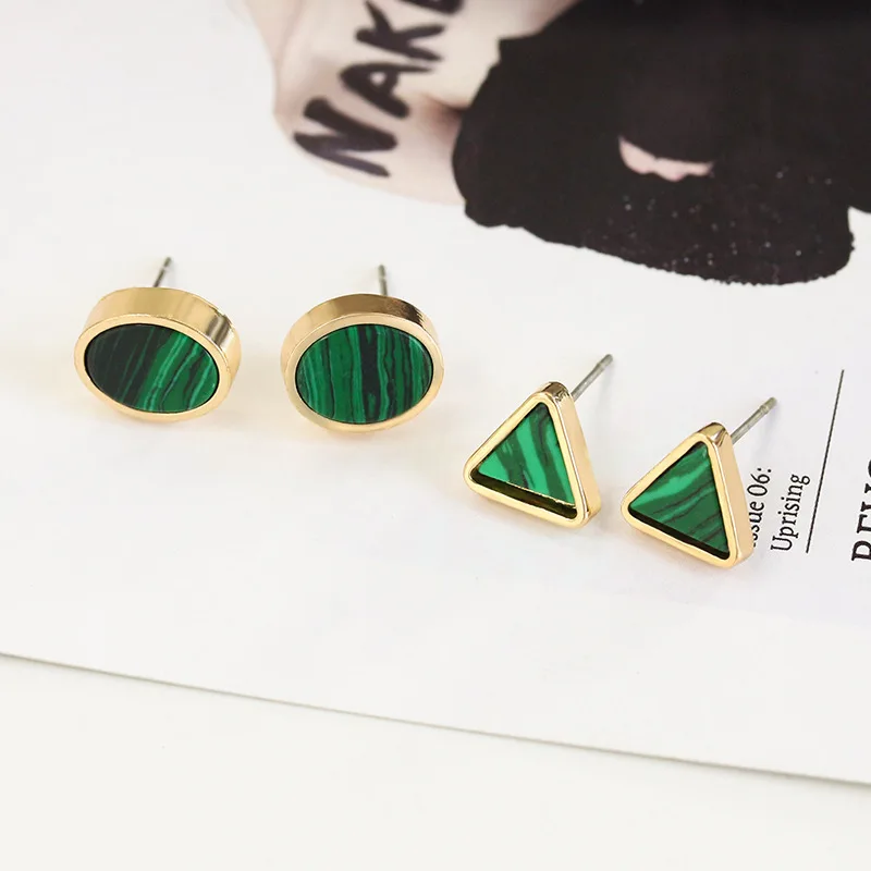 Зеленый рисунок в полоску Овальный треугольный каменный маленький золотой