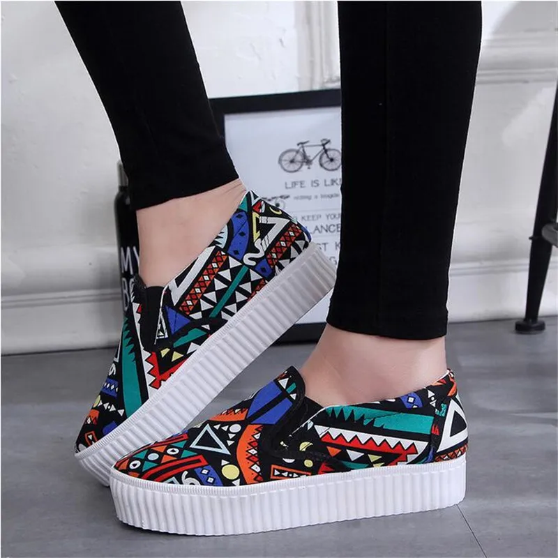 Новый Slipony 2017 Толстым Дном Рукав Ног Ленивые Женщины Повседневная Обувь