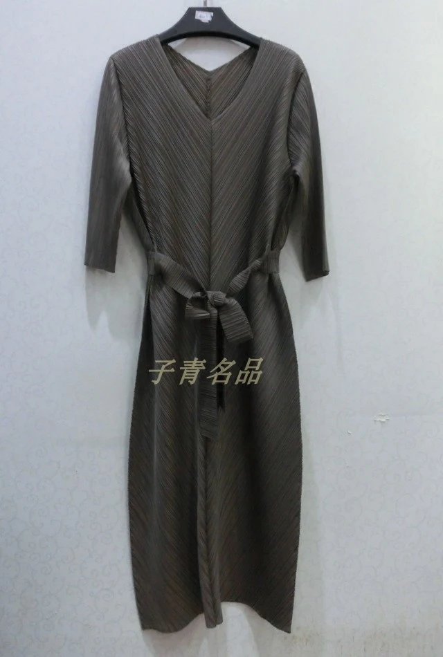 Платье Changpleat женское с треугольным вырезом и рукавом 3/4 оригинальный дизайн