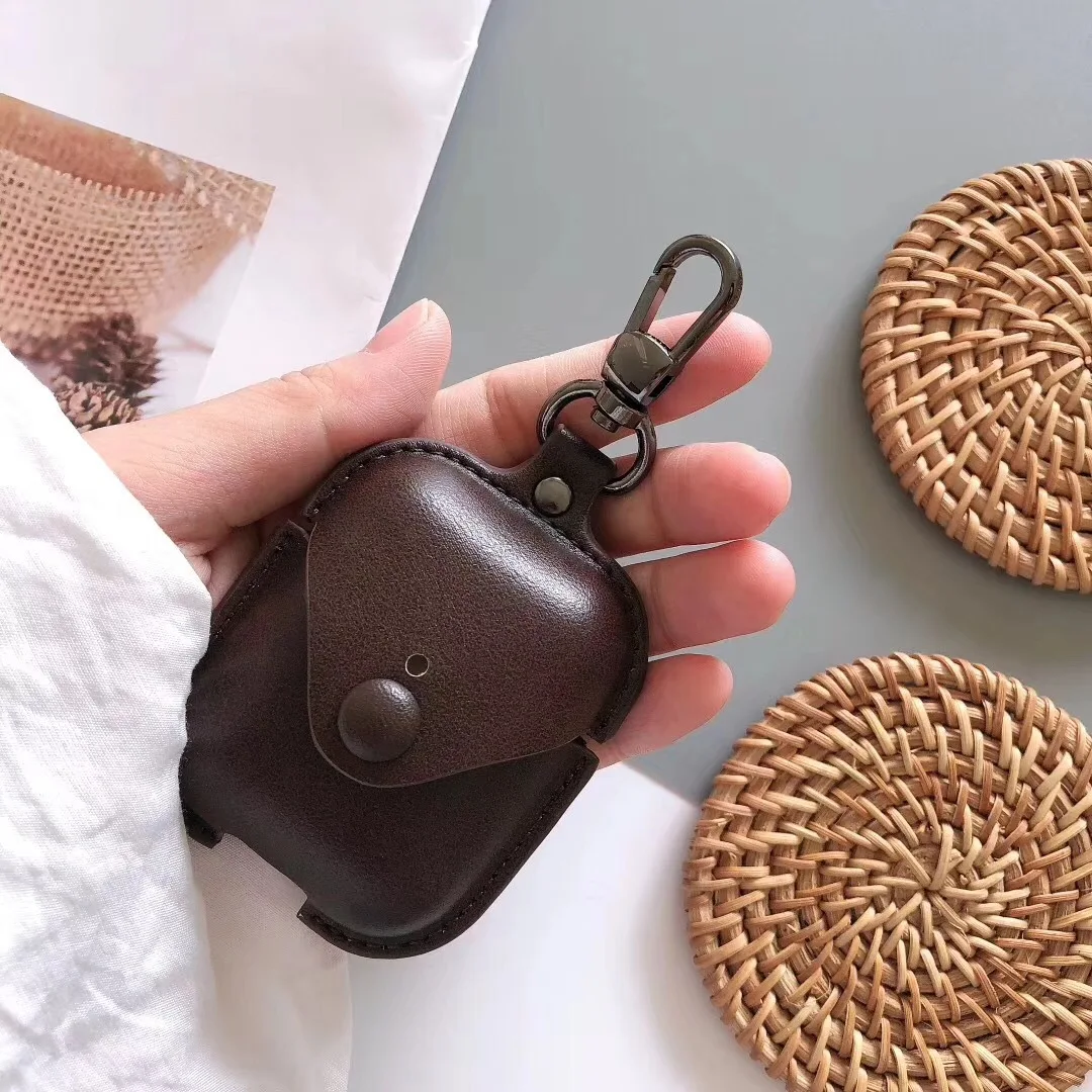Dark Brown Кожаный чехол Airpods для Apple, Airpods, Bluetooth наушники, зарядная коробка, аксессуары, сумка, ключевой ремень, с кнопками, чехол для наушников - Цвет: Dark Brown