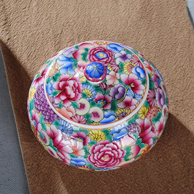 Цзиндэчжэнь ручная роспись Изысканная эмалированная цветная Цветочная печать