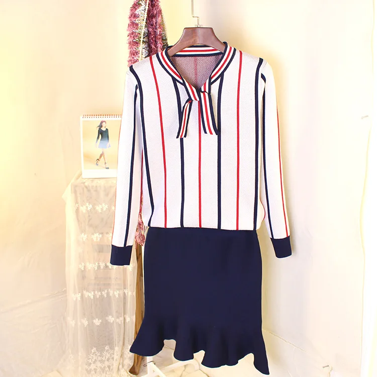 

Autumn Spring Women's Clothing Sets Butterfly Collar Strip Sweaters Knit Tops Mermaid Work Office Skirts Suit Elegant Set NS831