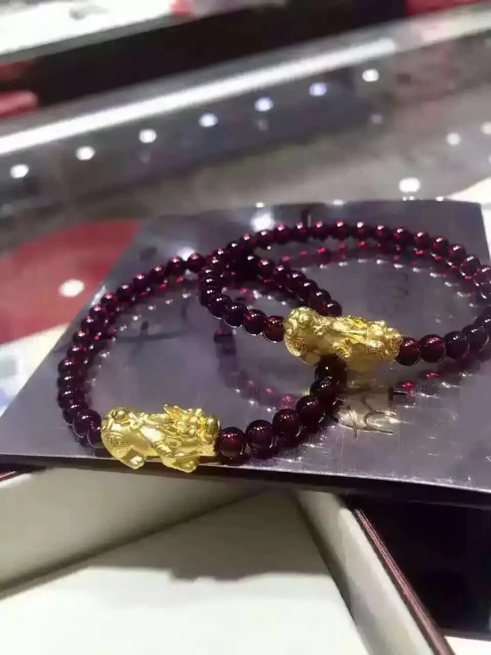 Творческий гранат Бисером Золотой Pixiu Braclet модный браслет с брелоками удачи и отваги богатство ювелирные изделия для женщин и мужчин стильный браслет