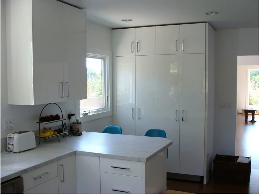 Новый дизайн 2017 кухонная мебель искусственная яркая белая Лаковая современная