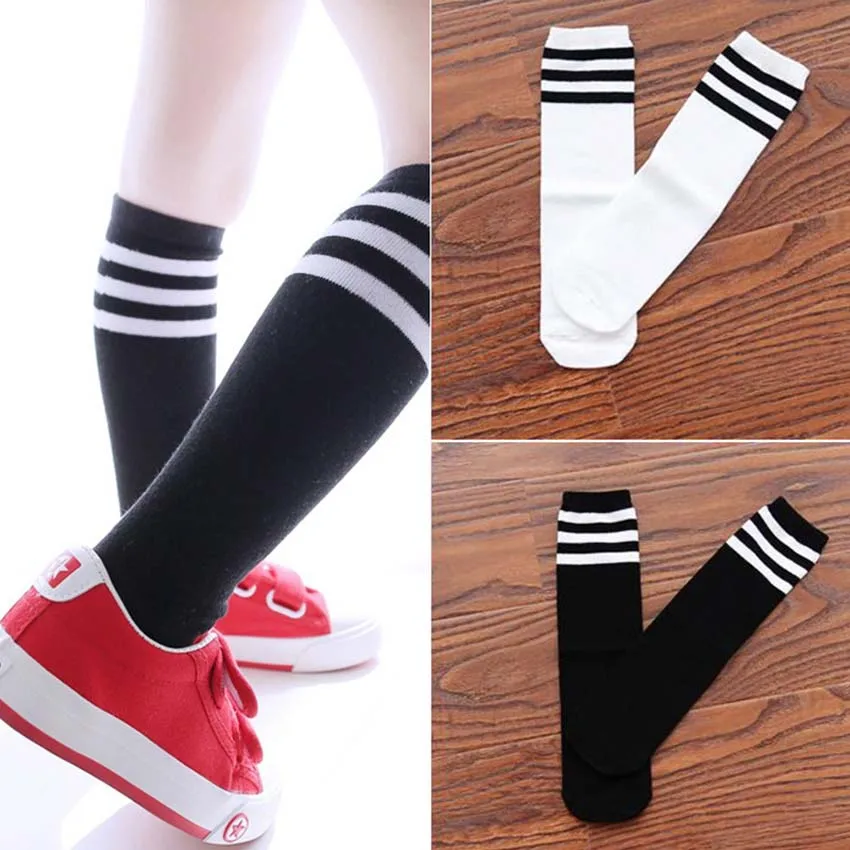 Ребенок мальчик футбольные носки детские в полоску и Цветной радужные гетры из