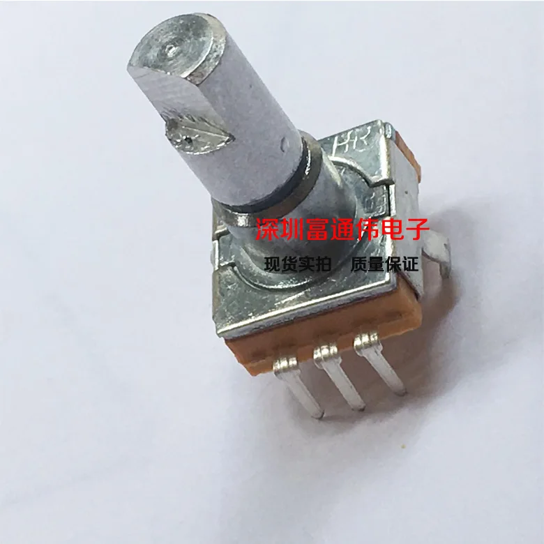 Навигатор DVD 360 безостановочной работы с переключателем кодера EC11, имеющим 30 15-импульсных потенциометров на штанге диаметром 15 мм.