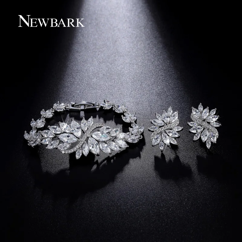 Newbark пышные листья Дизайн браслет с Серьги комплект Маркиза вырезать кубического