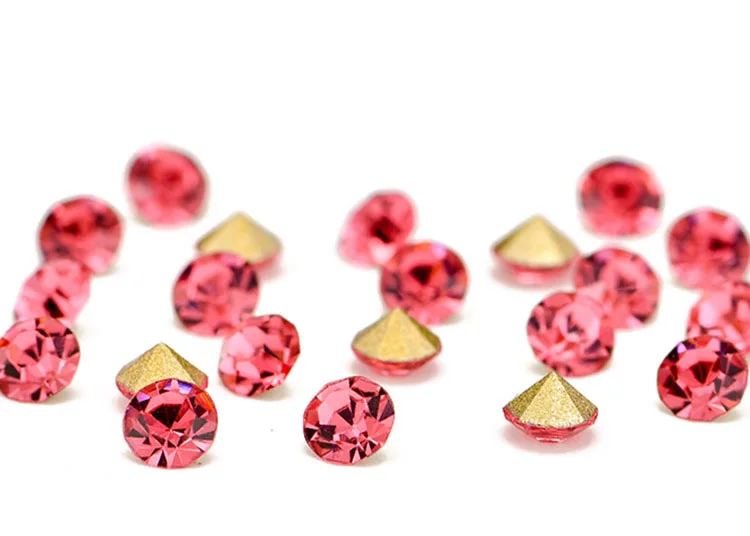 ФЛУОРЕСЦЕНТНОЕ розовое красное стекло с острыми концами Используйте для дизайна